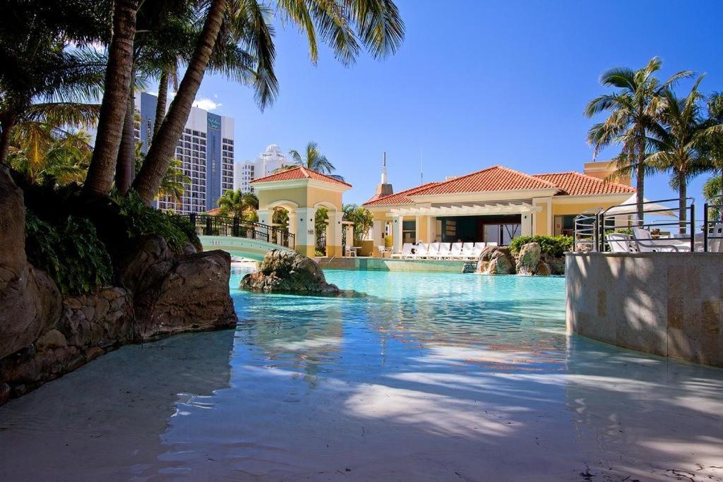Apartament Deluxe Chevron Renaissance Gold Coast Zewnętrze zdjęcie