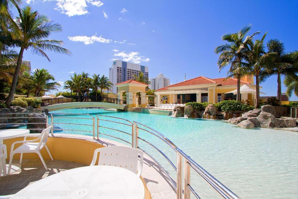 Apartament Deluxe Chevron Renaissance Gold Coast Zewnętrze zdjęcie