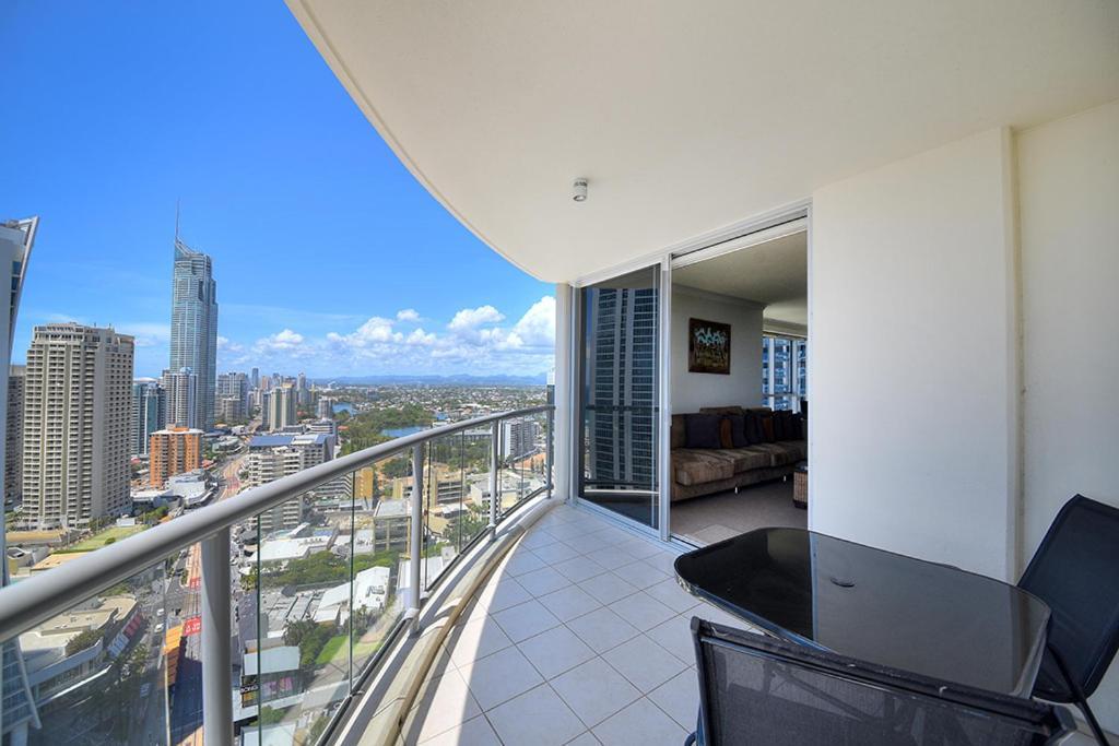 Apartament Deluxe Chevron Renaissance Gold Coast Zewnętrze zdjęcie